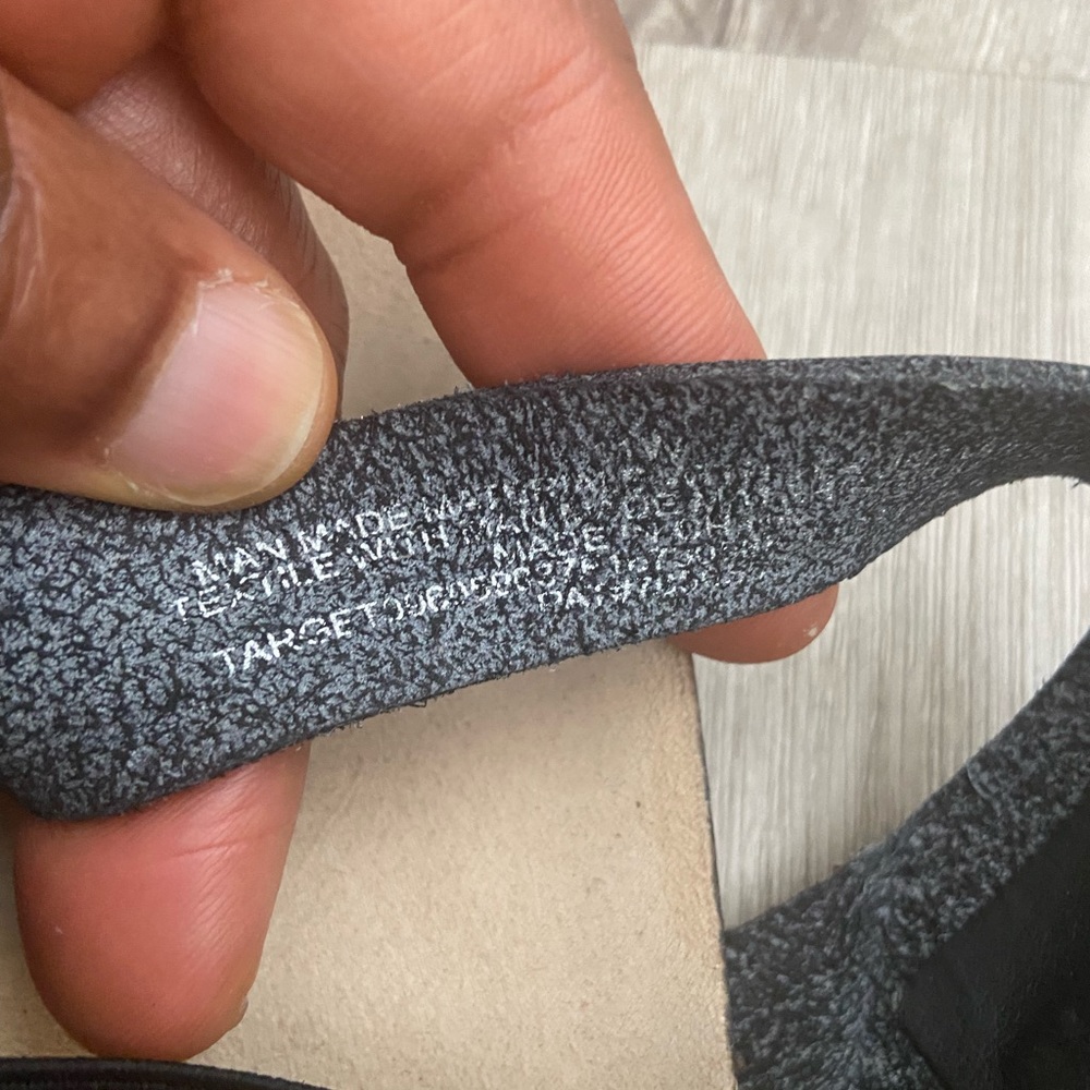 Universal Thread Sandals - image 2